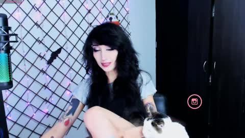 Snapshot of yoshino_san chatting on December 5, 10:12 pm you can call me Andy or yoshi 3 online show from December 5, 10:12 pm