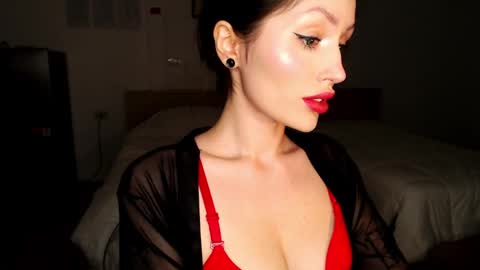 Snapshot of you_deserve chatting on January 26, 4:20 pm Sophie online show from January 26, 4:20 pm