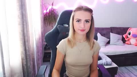 Bella online show from October 10, 8:30 am