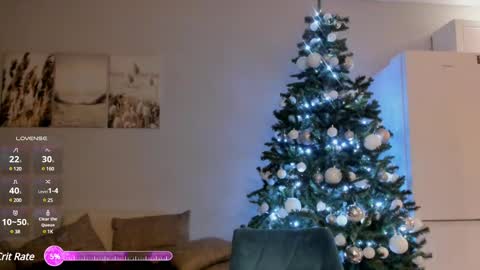 Snapshot of your__voice chatting on February 23, 2:39 pm Camilla online show from February 23, 2:39 pm