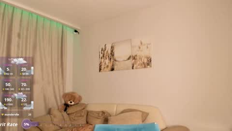 Snapshot of your__voice chatting on October 23, 2:23 pm Camilla online show from October 23, 2:23 pm