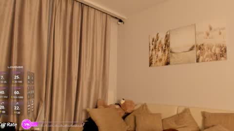 Snapshot of your__voice chatting on February 21, 6:26 pm Camilla online show from February 21, 6:26 pm