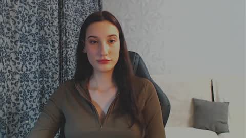 Milla online show from February 4, 5:45 pm