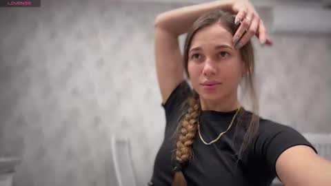 your_bonya online show from November 7, 8:58 pm