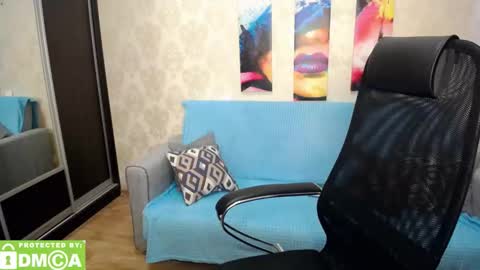 your_fantasyyyy online show from February 27, 10:48 am