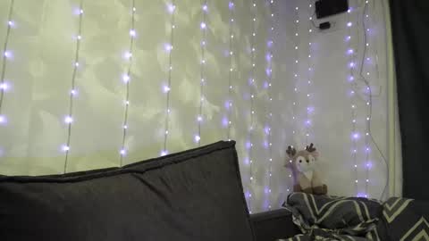 Meri  online show from March 27, 9:04 pm