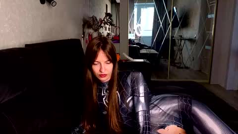 Snapshot of your_nina chatting on September 12, 11:50 am Nina online show from September 12, 11:50 am