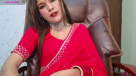 Snapshot of your_priya_77 chatting on December 27, 1:39 pm sonam online show from December 27, 1:39 pm