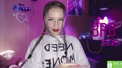 Alice  online show from March 17, 1:09 am