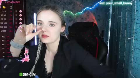 Snapshot of your_small_bunny chatting on September 13, 5:59 am Molly online show from September 13, 5:59 am
