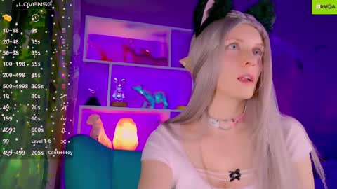 your_spring online show from November 10, 11:44 pm