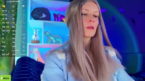 your_spring online show from March 21, 8:52 am