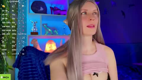 your_spring online show from March 23, 11:27 am