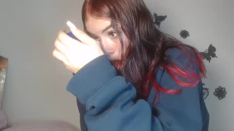 Snapshot of your_sweet_dirty_karen chatting on December 15, 9:09 pm KAREN online show from December 15, 9:09 pm