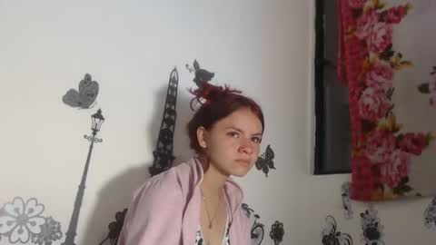 Snapshot of your_sweet_dirty_karen chatting on December 31, 9:28 pm KAREN online show from December 31, 9:28 pm