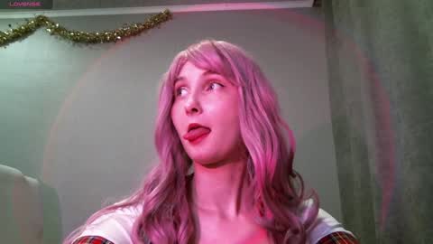 Snapshot of yourcreamyister chatting on December 27, 7:03 pm creamysister online show from December 27, 7:03 pm