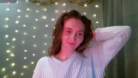 Snapshot of yourcreamyister chatting on January 1, 11:49 am creamysister online show from January 1, 11:49 am