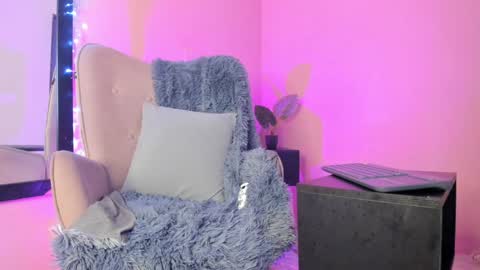 Selena online show from December 29, 2:52 pm