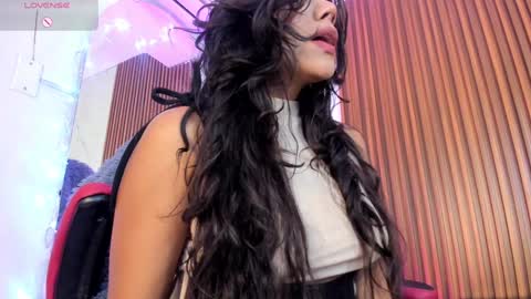 Selena online show from December 28, 3:37 am