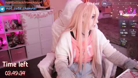 Snapshot of yourcutewaifu chatting on October 24, 8:54 am Lina Fansly online show from October 24, 8:54 am