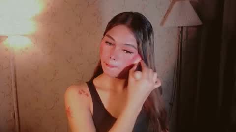 Snapshot of yourfavoratesunshine chatting on October 1, 10:20 am Sunshine online show from October 1, 10:20 am