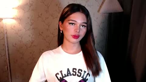 Snapshot of yourfavoratesunshine chatting on October 3, 10:31 am Sunshine online show from October 3, 10:31 am