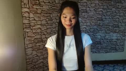 Snapshot of yourlady_saturnilla chatting on February 8, 1:22 am You can call me Mikay online show from February 8, 1:22 am