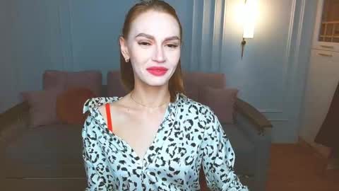 Snapshot of yourladysunshine chatting on March 2, 6:59 am Ksyusha online show from March 2, 6:59 am