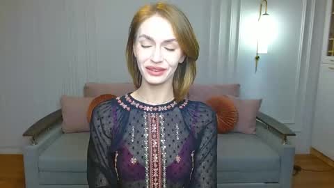 Snapshot of yourladysunshine chatting on February 10, 2:05 pm Ksyusha online show from February 10, 2:05 pm