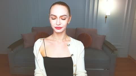 Snapshot of yourladysunshine chatting on March 3, 1:48 pm Ksyusha online show from March 3, 1:48 pm