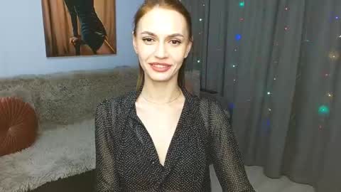 Snapshot of yourladysunshine chatting on January 17, 8:02 am Ksyusha online show from January 17, 8:02 am