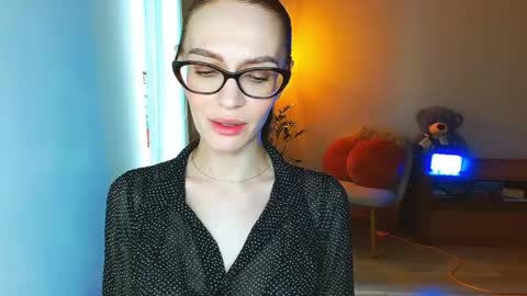 Ksyusha online show from April 18, 7:55 am