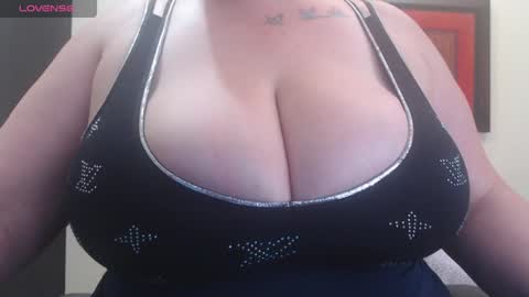 Milla 3 online show from December 14, 9:24 pm