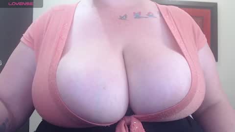 Milla 3 online show from December 13, 9:51 pm