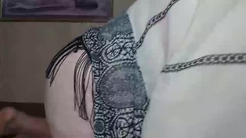 lANA online show from September 24, 8:08 pm