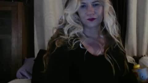 yourmomma999 online show from January 26, 1:41 am