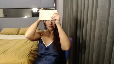 yourmysterycharm online show from January 26, 2:56 am