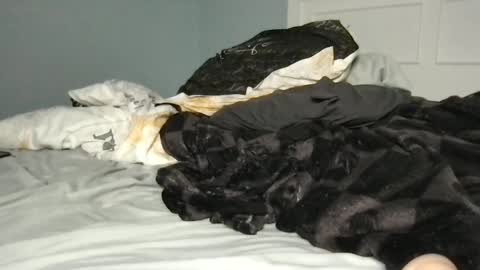 Snapshot of yournewbigmama chatting on October 2, 11:59 am yournewbigmama online show from October 2, 11:59 am