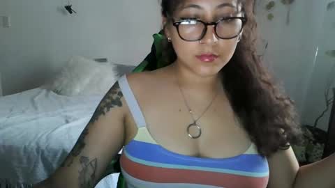 Snapshot of yourownerserena chatting on January 28, 7:42 pm Serena online show from January 28, 7:42 pm