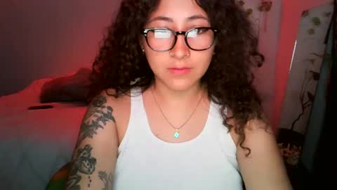Snapshot of yourownerserena chatting on February 2, 4:26 am Serena online show from February 2, 4:26 am
