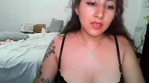 Snapshot of yourownerserena chatting on January 26, 6:17 am Serena online show from January 26, 6:17 am