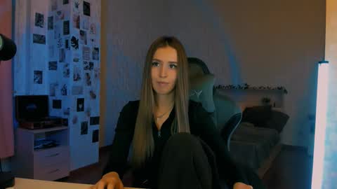 Eva online show from November 13, 10:09 pm