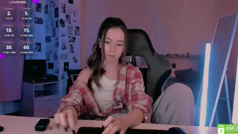 Eva online show from September 10, 9:04 pm