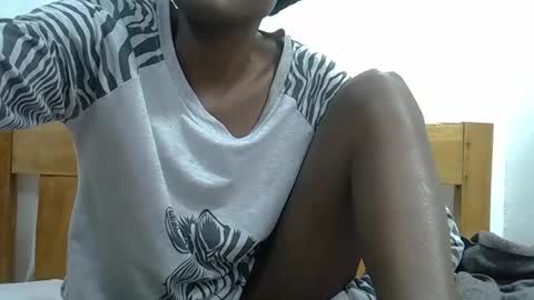 Snapshot of yours_sexy_doll chatting on September 24, 5:06 am yours sexy doll online show from September 24, 5:06 am