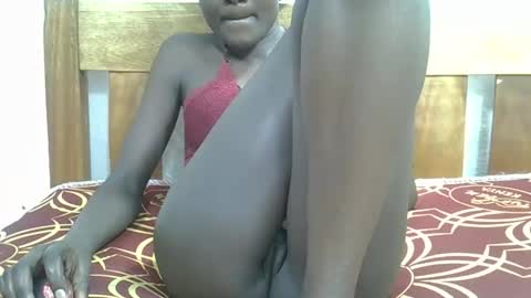 Snapshot of yours_sexy_doll chatting on September 25, 6:01 am yours sexy doll online show from September 25, 6:01 am