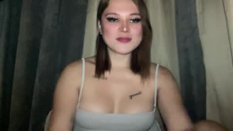 Yanahh online show from November 23, 2:58 am