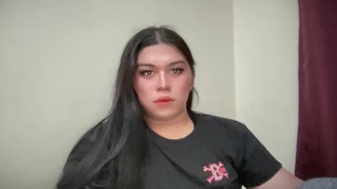 Yanahh online show from April 22, 5:54 pm