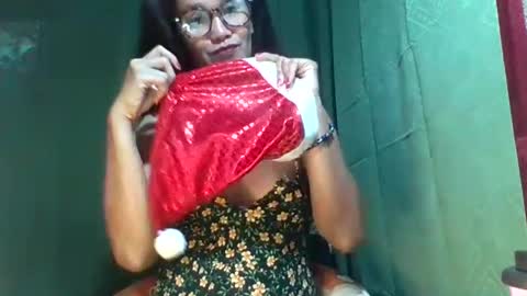 im MAY online show from December 20, 11:16 pm
