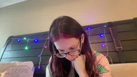 yourstrulylivy online show from March 5, 3:07 pm