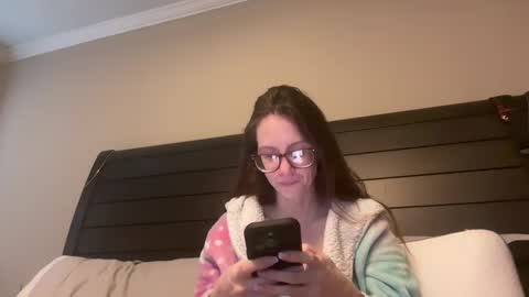 yourstrulylivy online show from January 21, 1:43 pm